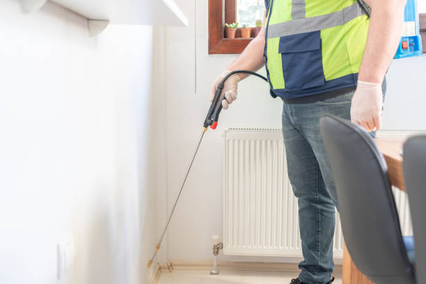 Best Affordable Pest Control Services  in Akron, IA